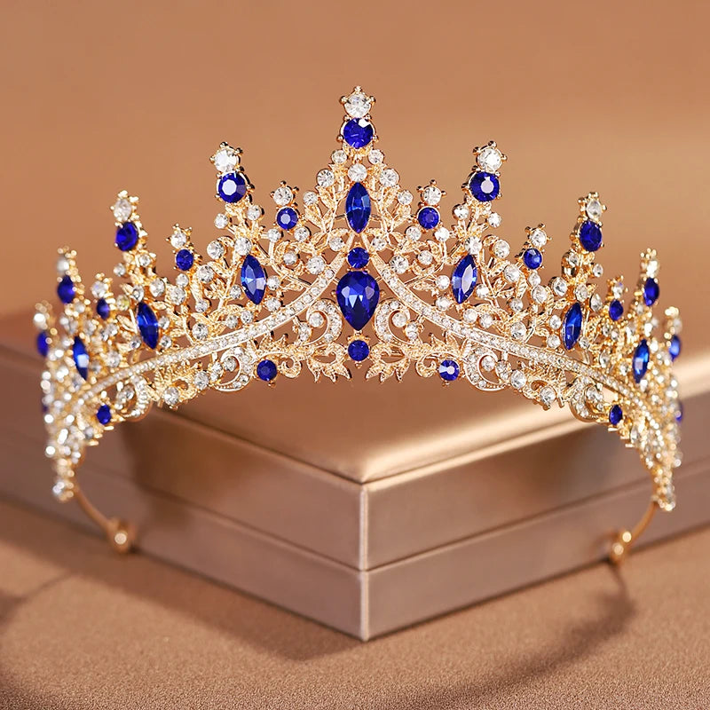 Women's Zinc Alloy Plant Pattern Tiaras Bridal Classic Crown