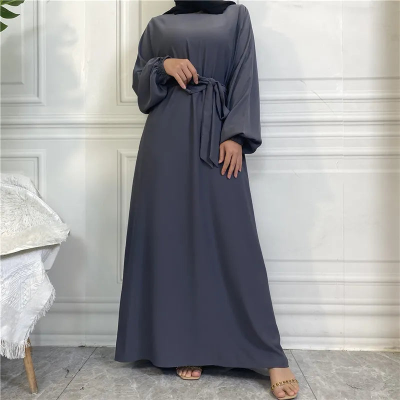 Women's Arabian Polyester Full Sleeve Solid Pattern Casual Abaya