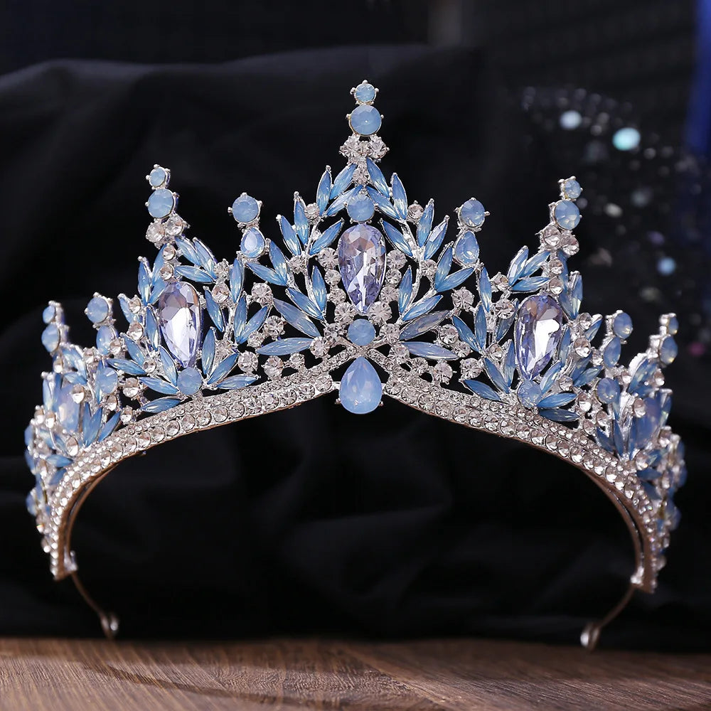 Women's Zinc Alloy Plant Pattern Tiaras Bridal Classic Crown