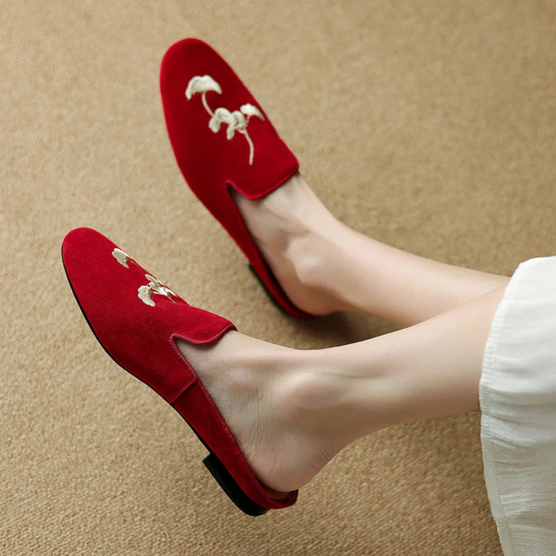 Women's Suede Round Toe Slip-On Closure Casual Embroidery Shoes