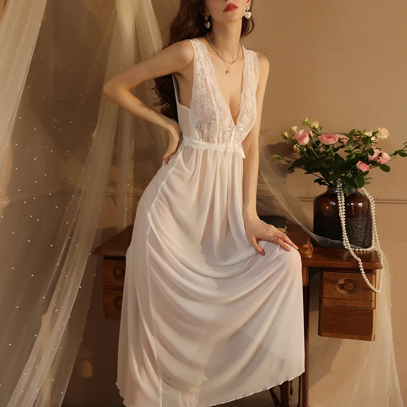 Women's Polyester V-Neck Sleeveless Patchwork Casual Nightwear Gown