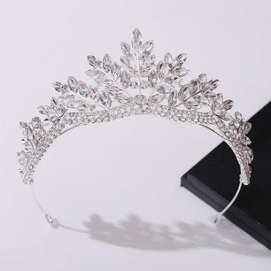 Women's Zinc Alloy Plant Pattern Tiaras Bridal Classic Crown