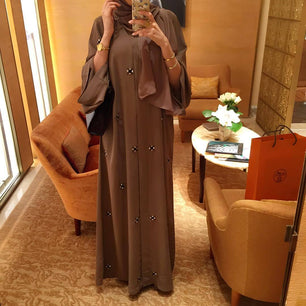 Women's Arabian Polyester Long Sleeve Solid Pattern Elegant Abaya