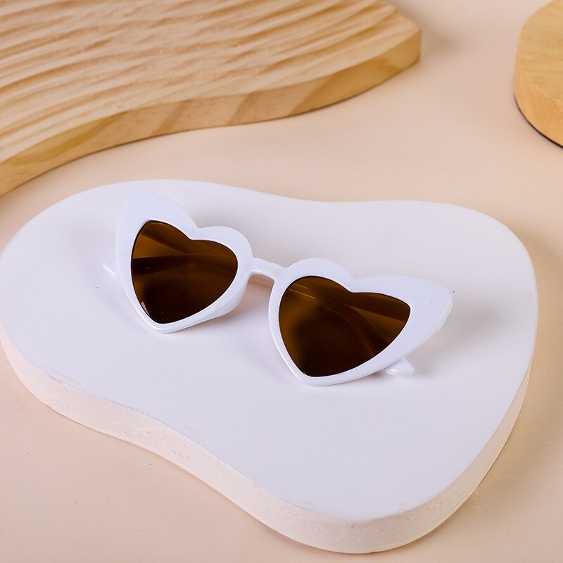 Kid's Polycarbonate Frame Heart Shaped Retro UV400 Sunglasses