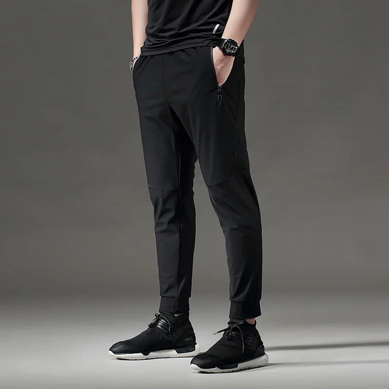 Men's Polyester Drawstring Closure Sweatpants Gymwear Trousers