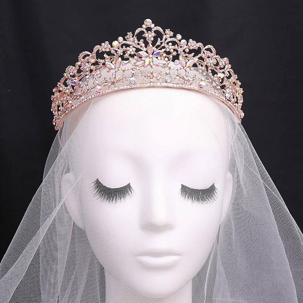 Women's Zinc Alloy Plant Pattern Tiaras Bridal Classic Crown