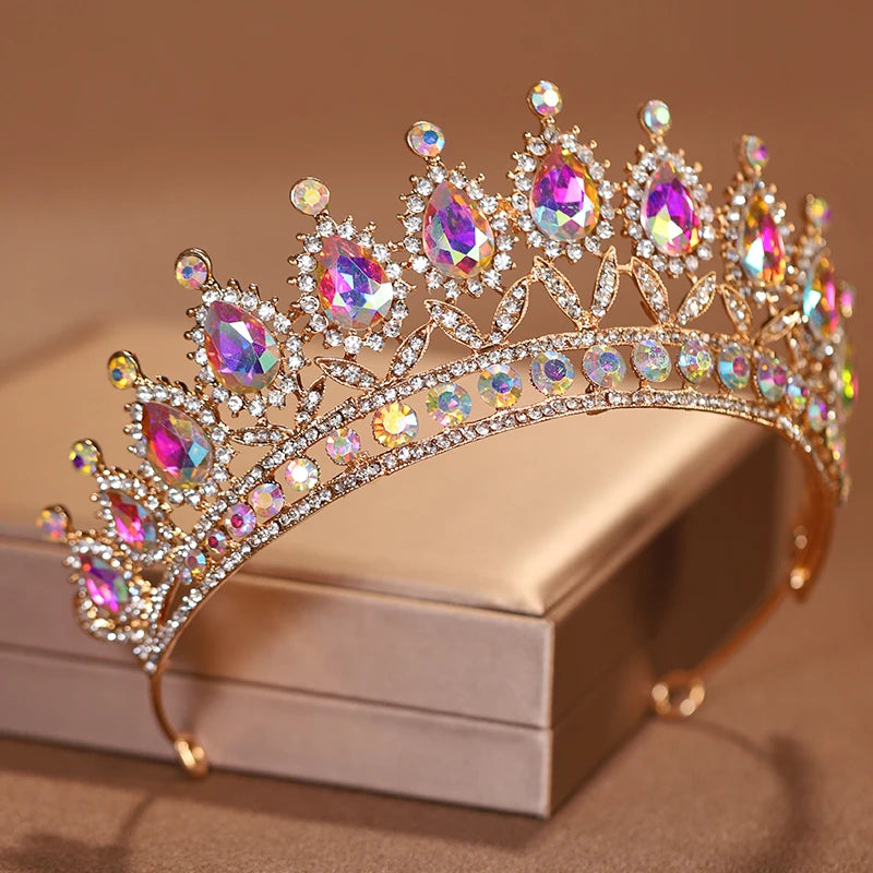 Women's Zinc Alloy Plant Pattern Tiaras Bridal Classic Crown