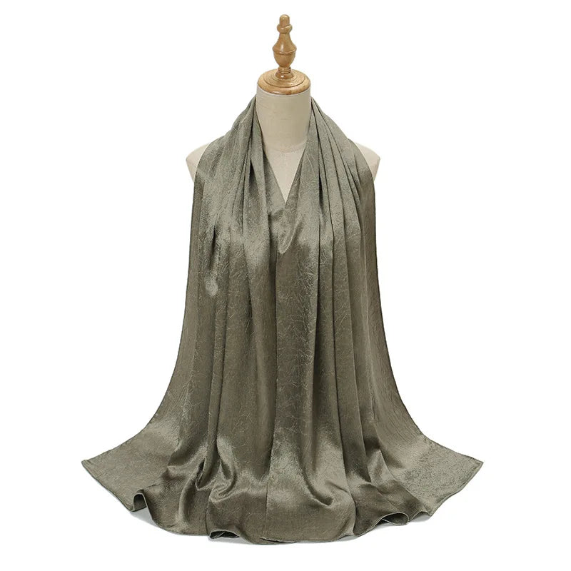 Women's Polyester Neck Wrap Quick-Dry Solid Pattern Scarves