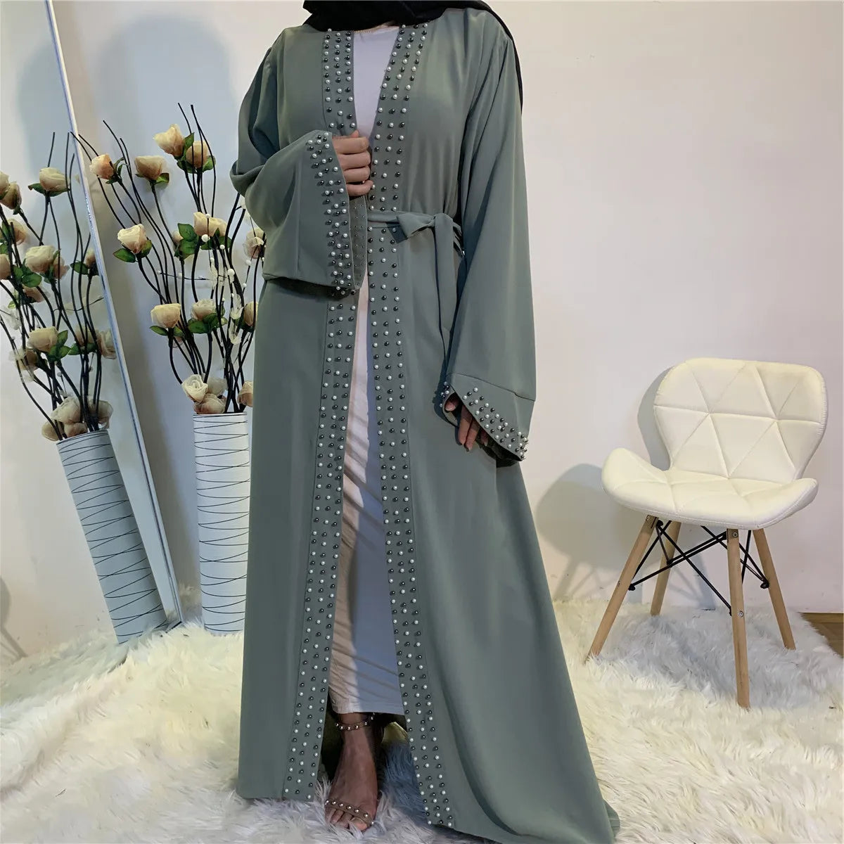 Women's Arabian Polyester Full Sleeve Embroidered Pattern Abaya