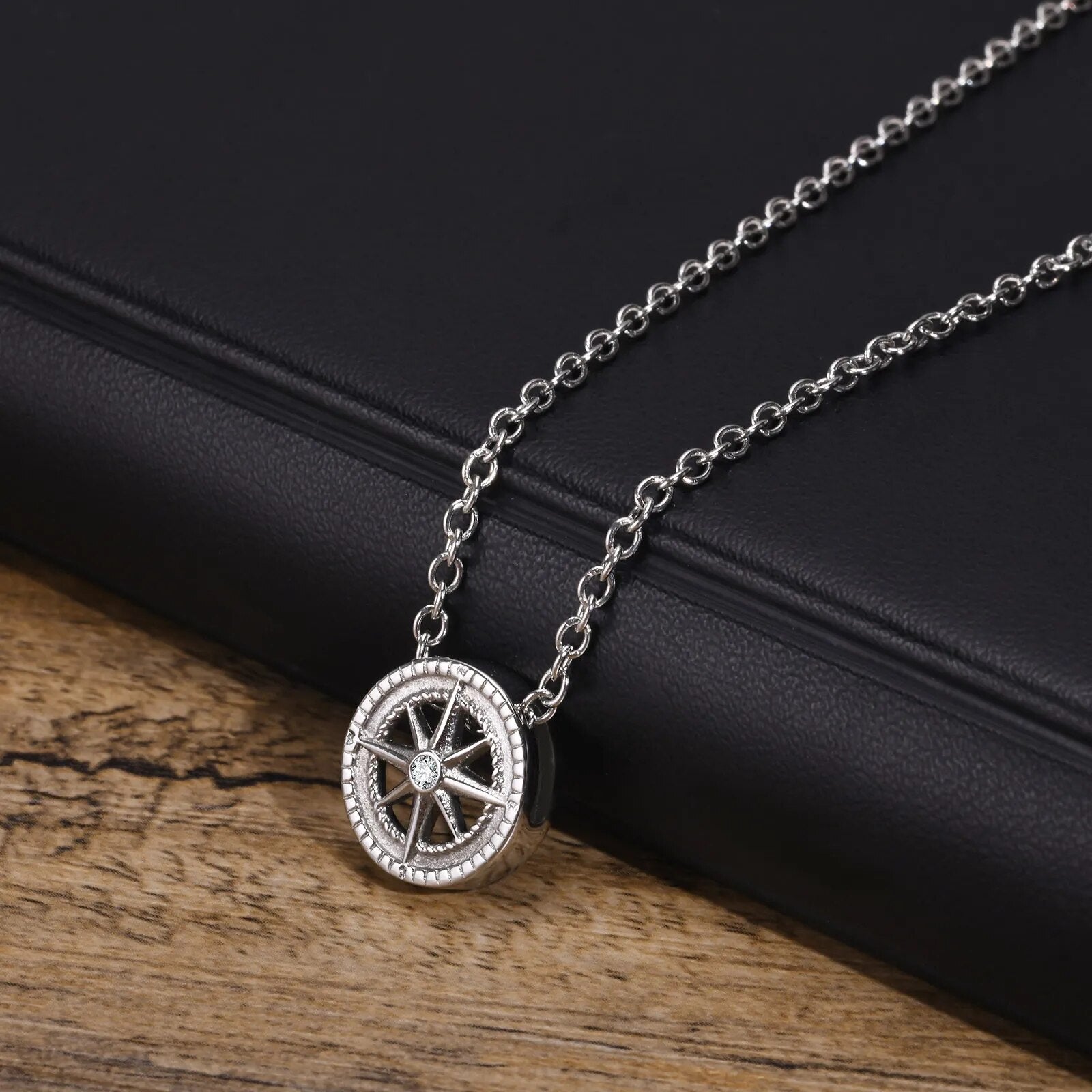 Men's Stainless Steel Link Chain Star Pattern Elegant Necklace