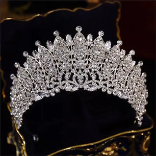 Women's Zinc Alloy Water Drop Pattern Tiaras Bridal Classic Crown