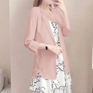 Women's Notched Polyester Full Sleeves Solid Pattern Blazer