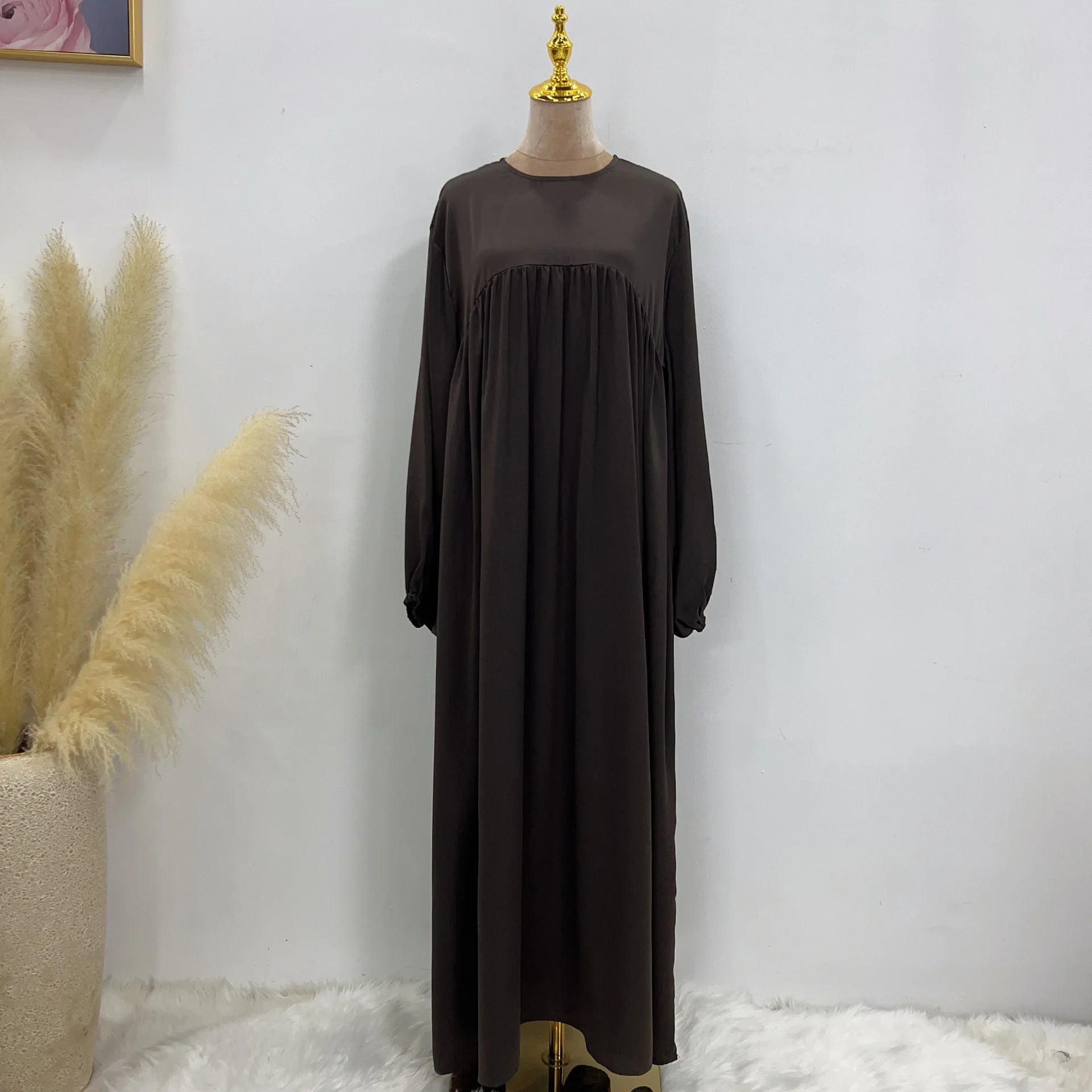 Women's Arabian Polyester Full Sleeve Solid Pattern Casual Abaya