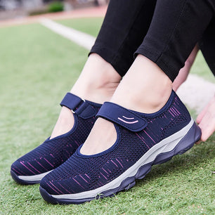 Women's Mesh Round Toe Hook Loop Closure Breathable Sneakers