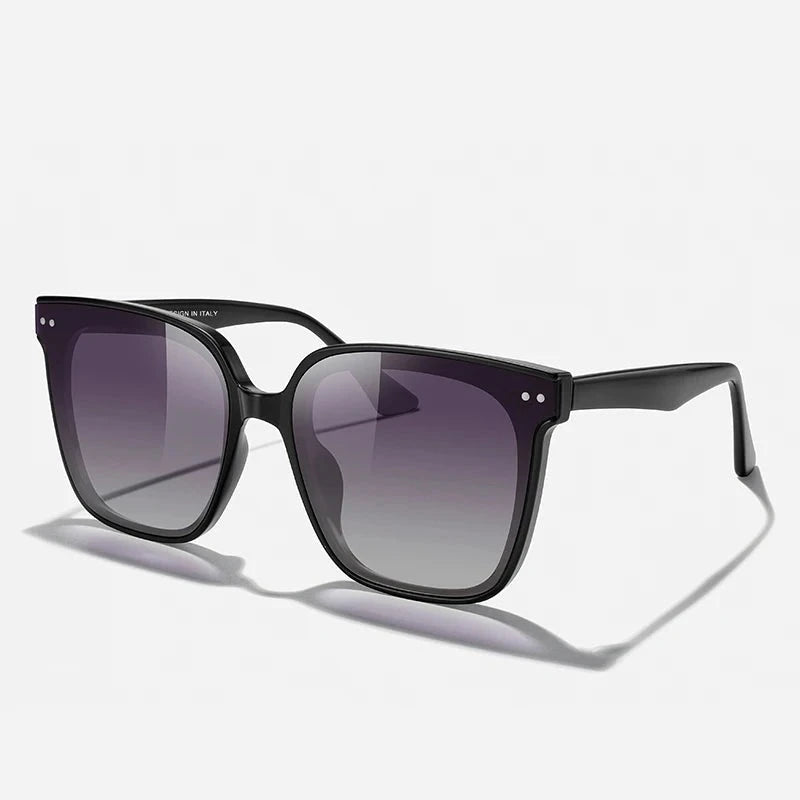 Women's Polycarbonate Frame Polaroid Lens Trendy Sunglasses