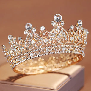 Women's Zinc Alloy Plant Pattern Tiaras Bridal Classic Crown