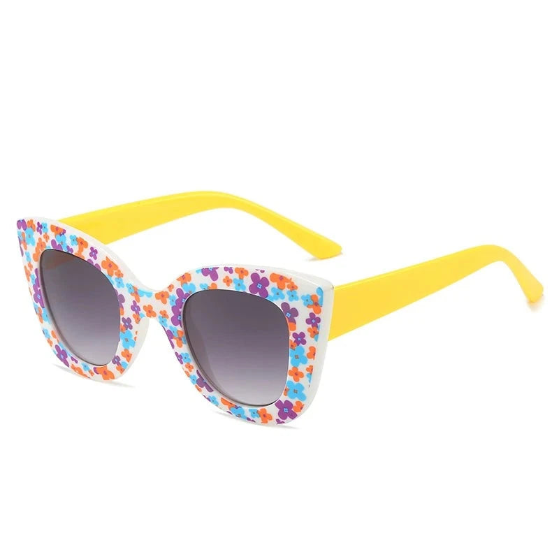 Kid's Plastic Frame Lens Polarized Cat Eye Shaped Sunglasses