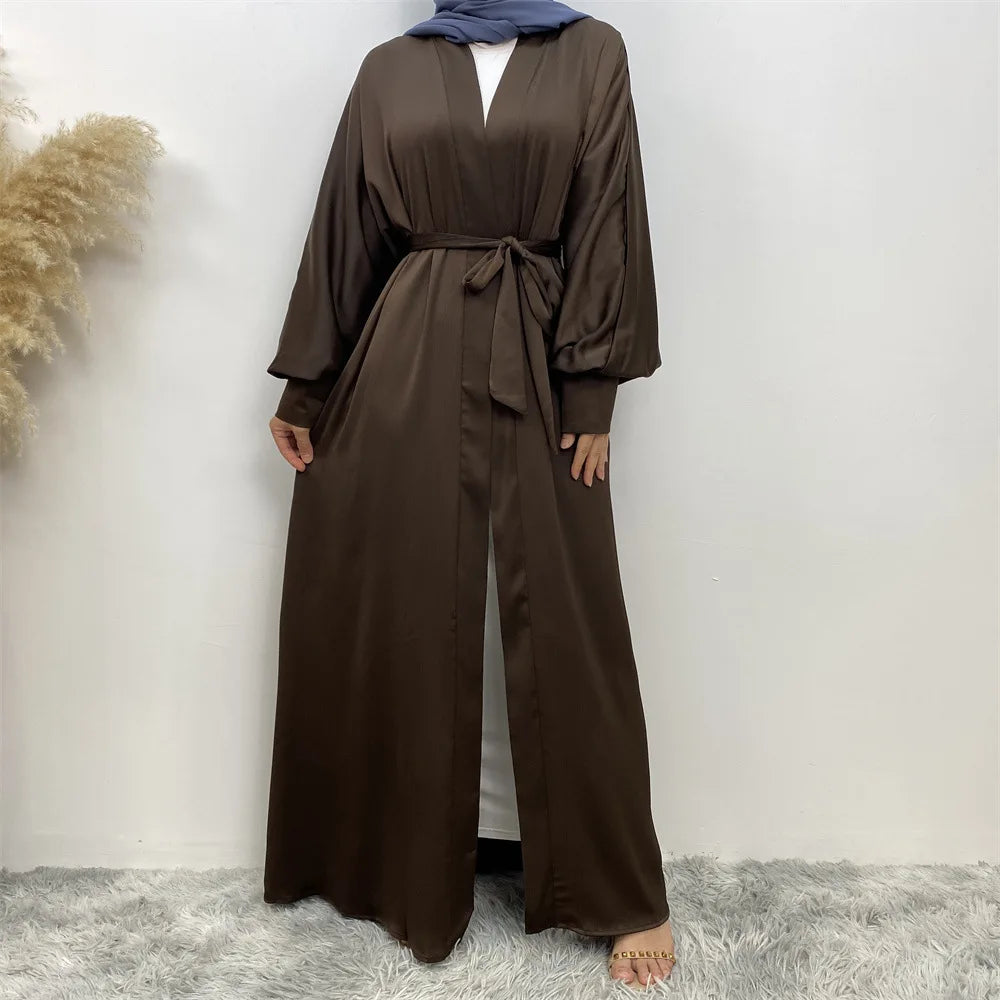 Women's Arabian Polyester Full Sleeve Plain Pattern Elegant Abaya