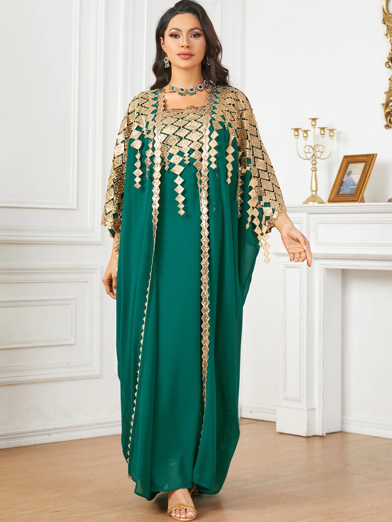 Women's Arabian Polyester Full Sleeves Embroidery Pattern Dress