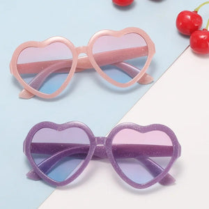 Kid's Resin Frame Heart Shaped UV400 Protection Trendy Sunglasses