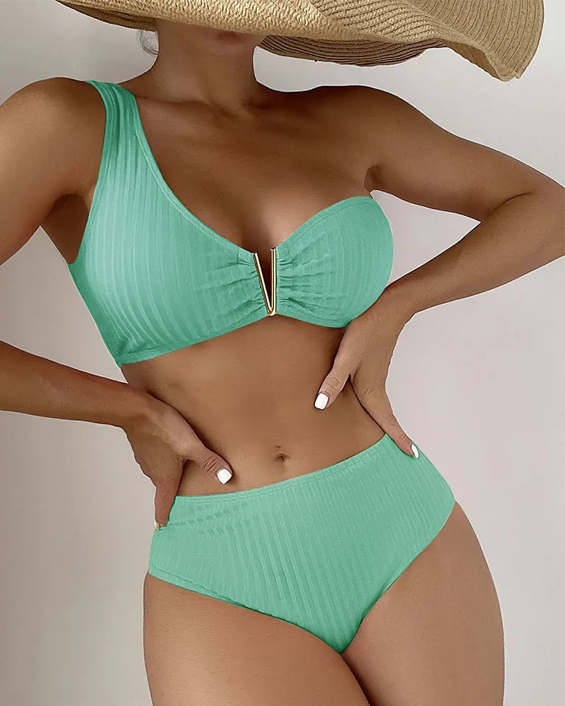 Women's Polyester Mid Waist Swimwear Solid Pattern Bikini Set