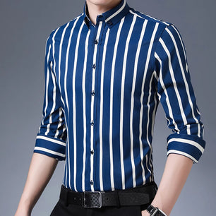 Men's Polyester Turn-Down Collar Full Sleeve Single Breasted Shirt