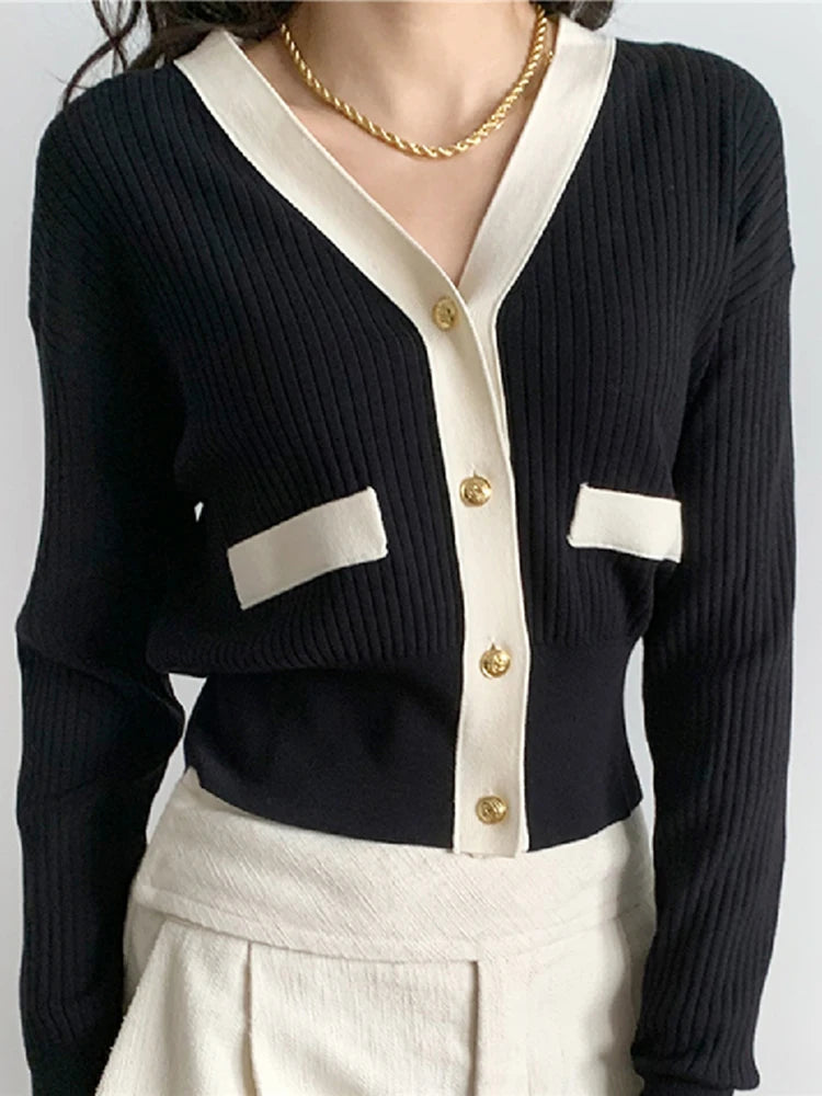 Women's Polyester V-Neck Long Sleeve Mixed Colors Cardigan