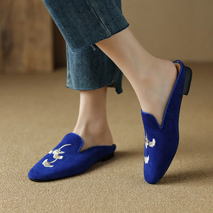 Women's Suede Round Toe Slip-On Closure Casual Embroidery Shoes