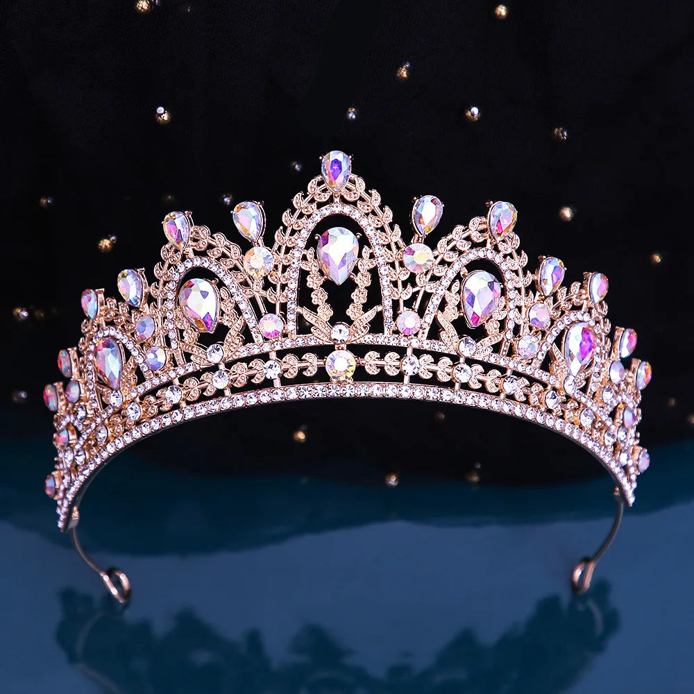 Women's Zinc Alloy Plant Pattern Tiaras Bridal Classic Crown