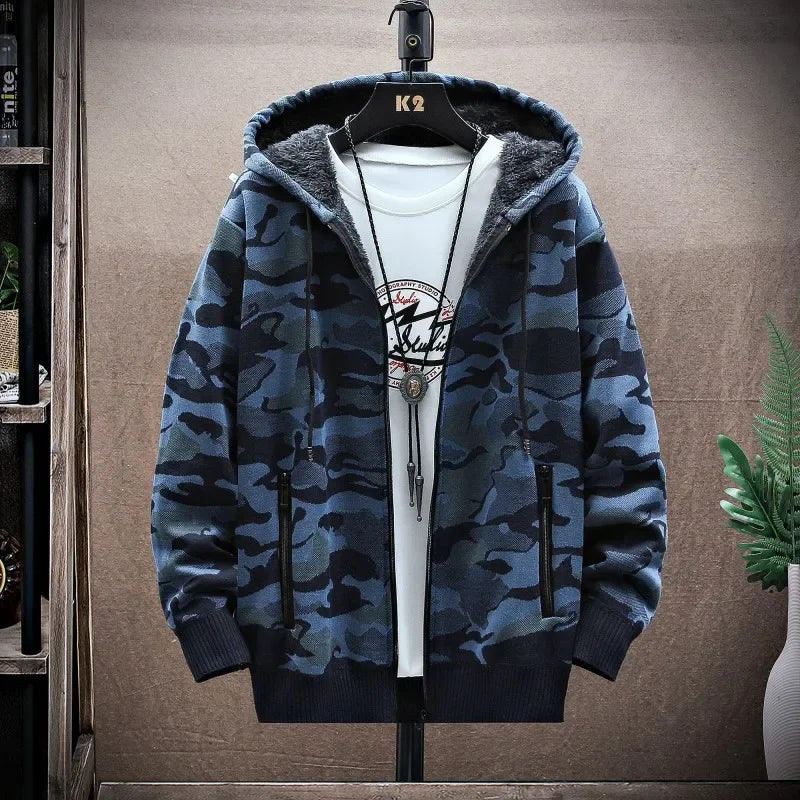 Men's Wool Full Sleeves Zipper Closure Hooded Camouflage Jacket