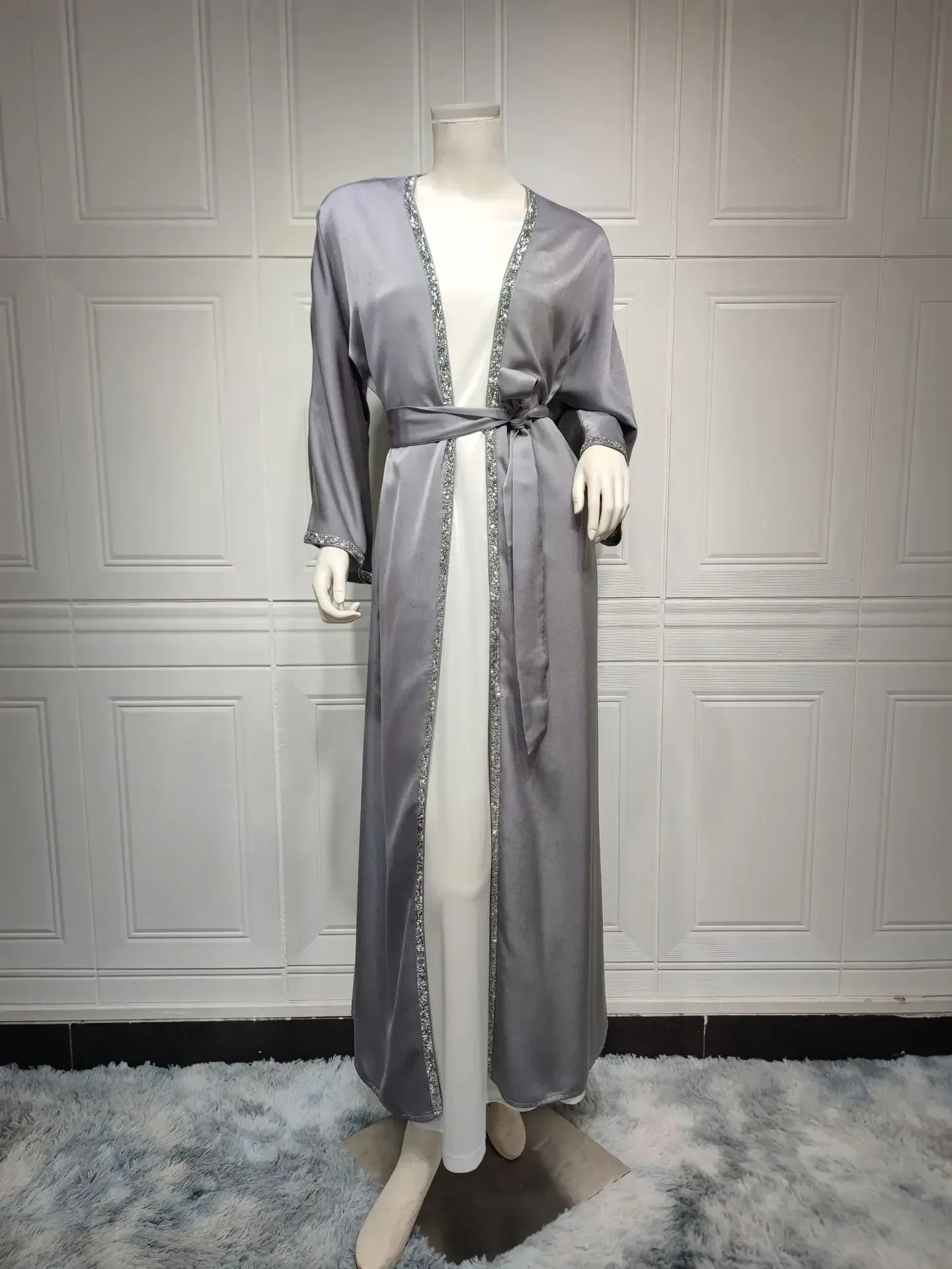 Women's Arabian Polyester Full Sleeve Solid Pattern Casual Abaya