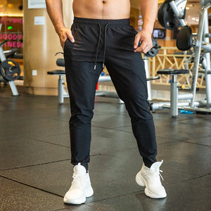Men's Nylon Drawstring Closure Fitness Solid Sportswear Trousers
