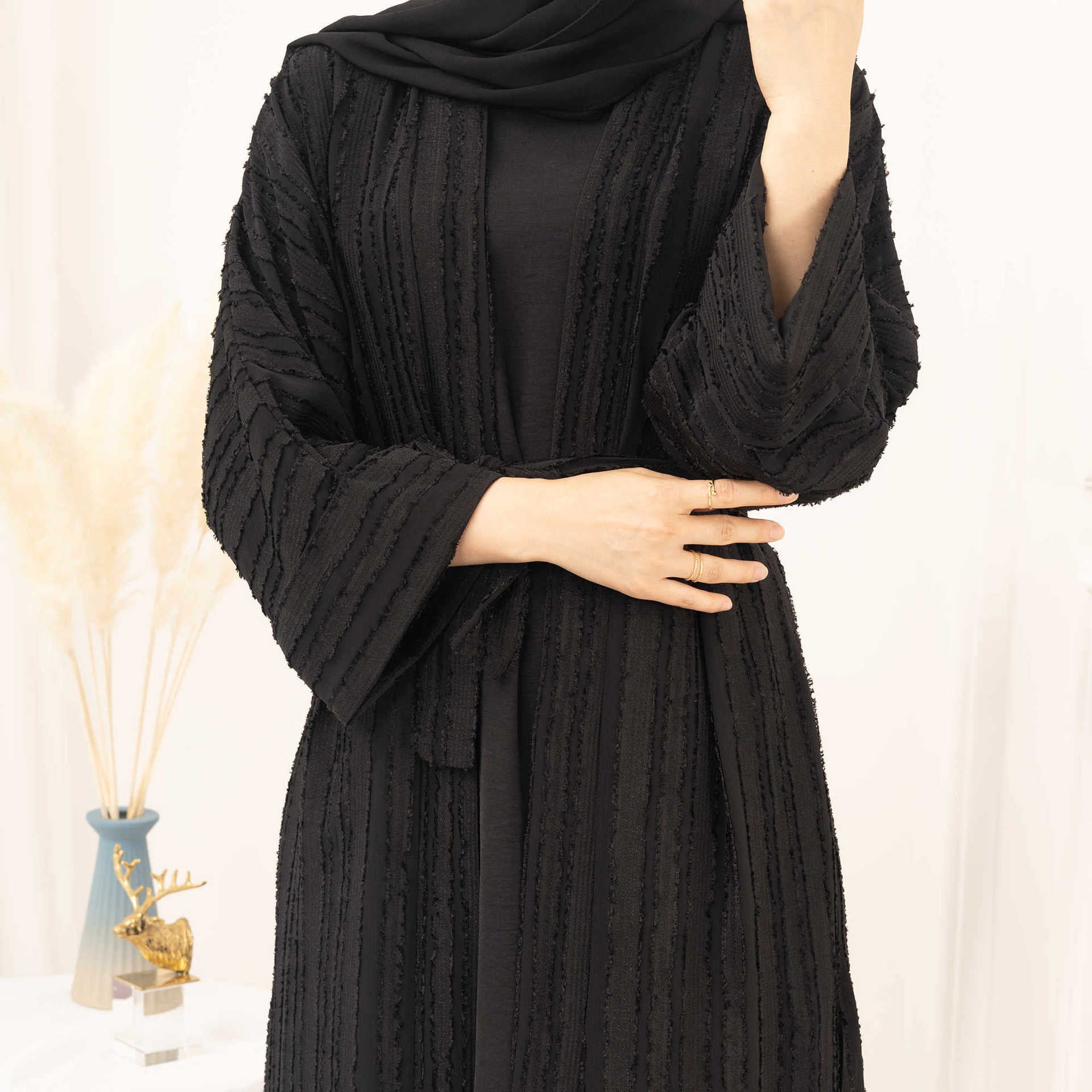 Women's Arabian Polyester Full Sleeve Solid Pattern Casual Abaya