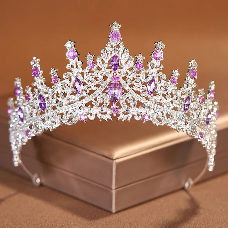 Women's Zinc Alloy Plant Pattern Tiaras Bridal Classic Crown