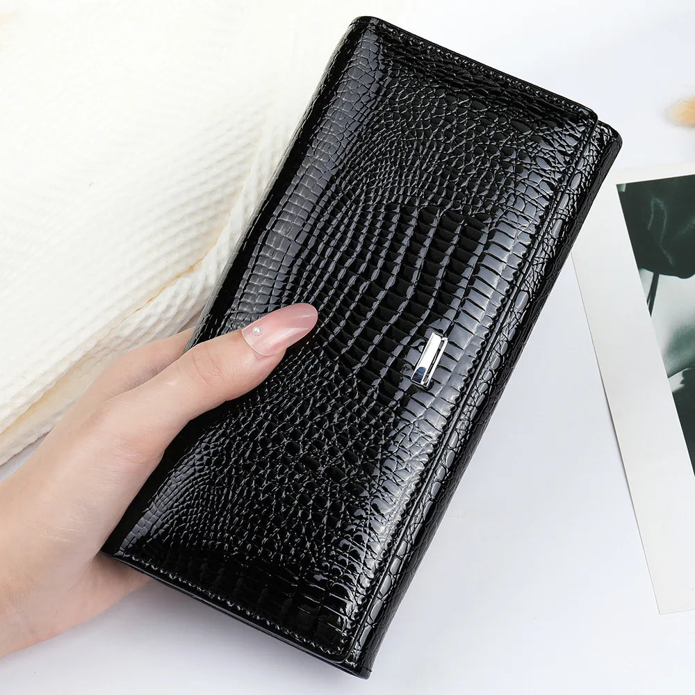 Women's Genuine Leather Hasp Closure Crocodile Pattern Purse