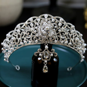 Women's Zinc Alloy Water Drop Pattern Tiaras Bridal Wedding Crown