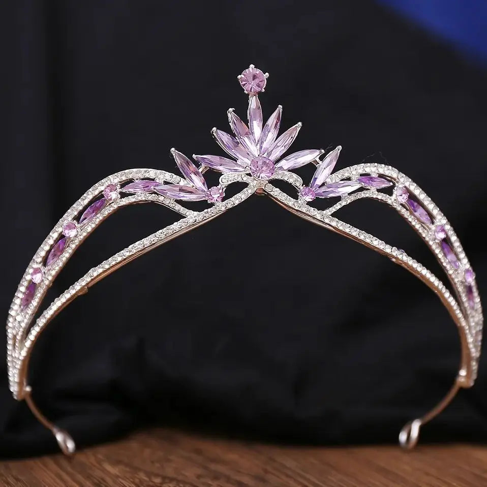 Women's Zinc Alloy Plant Pattern Tiaras Bridal Classic Crown