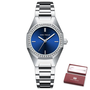 Women's Alloy Case Folding Clasp Round Shape Quartz Watch