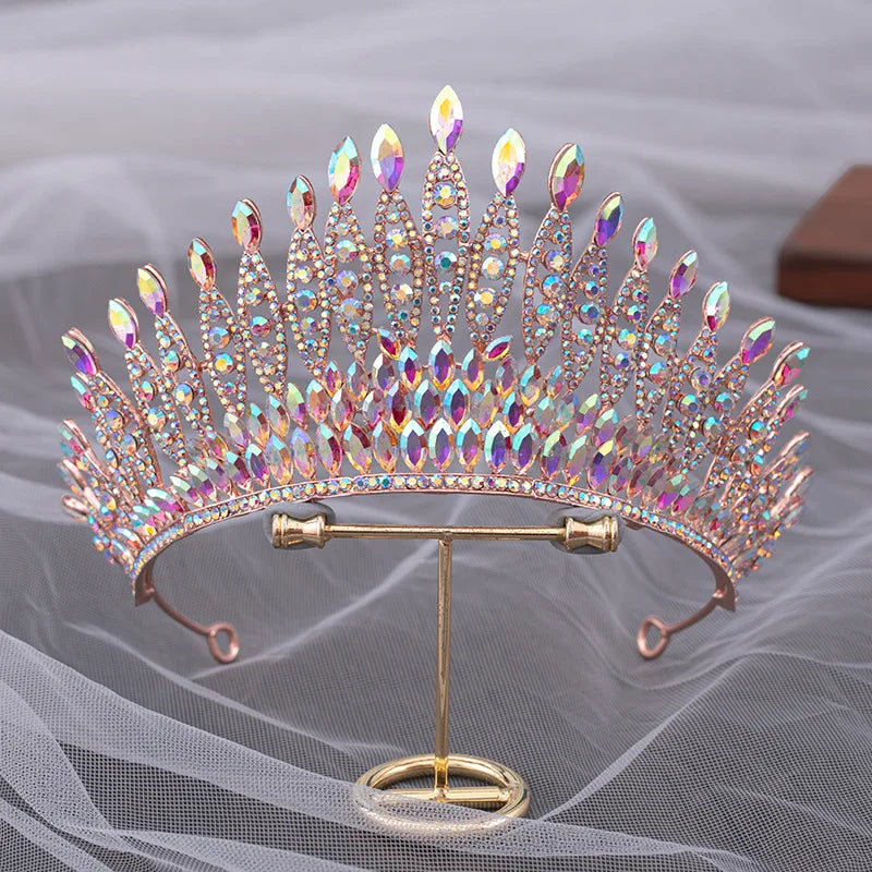 Women's Zinc Alloy Geometric Pattern Tiaras Bridal Classic Crown