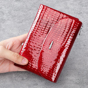 Women's Genuine Leather Zipper Closure Crocodile Pattern Purse