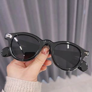 Women's Resin Frame Plastic Lens Round Shaped Trendy Sunglasses