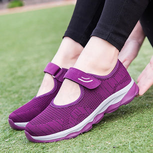 Women's Mesh Round Toe Hook Loop Closure Breathable Sneakers