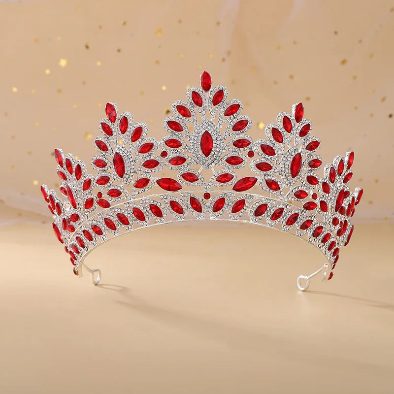 Women's Zinc Alloy Geometric Pattern Tiaras Bridal Classic Crown