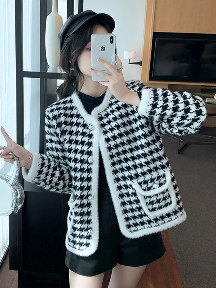 Women's Acrylic V-Neck Full Sleeves Houndstooth Vintage Sweater