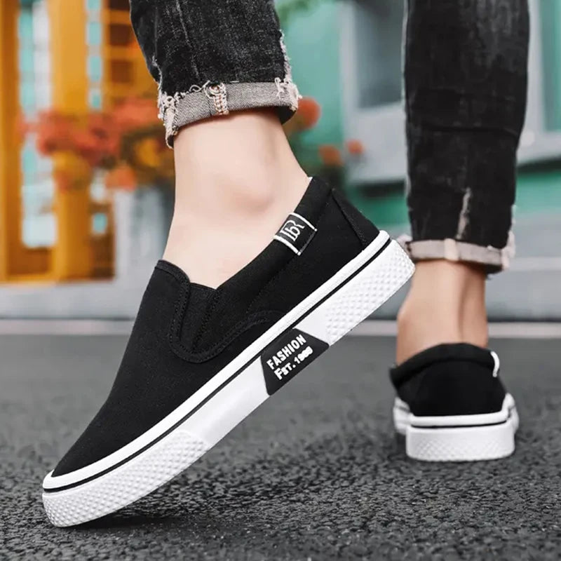 Men's Canvas Round Toe Slip-On Closure Casual Breathable Shoes