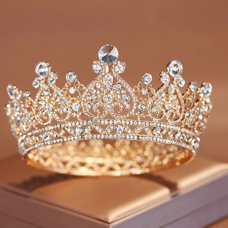 Women's Zinc Alloy Plant Pattern Tiaras Bridal Classic Crown