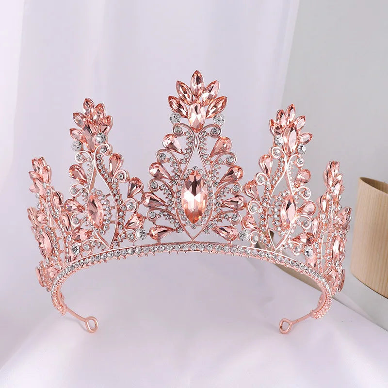 Women's Zinc Alloy Geometric Pattern Tiaras Bridal Classic Crown