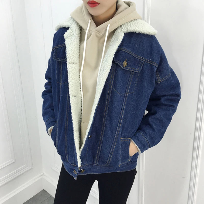 Women's Polyester Turn-Down Collar Long Sleeves Solid Jacket