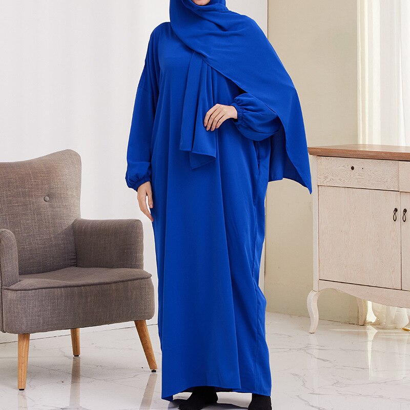 Women's Arabian Polyester Full Sleeve Solid Pattern Casual Abaya