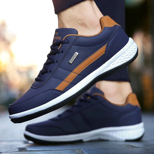 Men's PU Round Toe Lace-Up Closure Running Sport Wear Sneakers